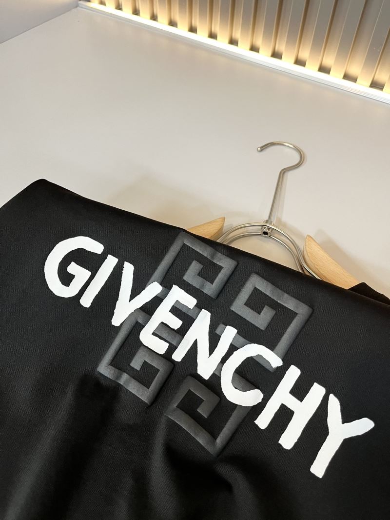 Givenchy T-Shirts